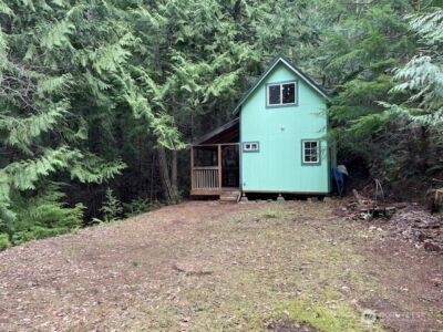 22 Dow Ridge Road , Hoodsport, WA 98548