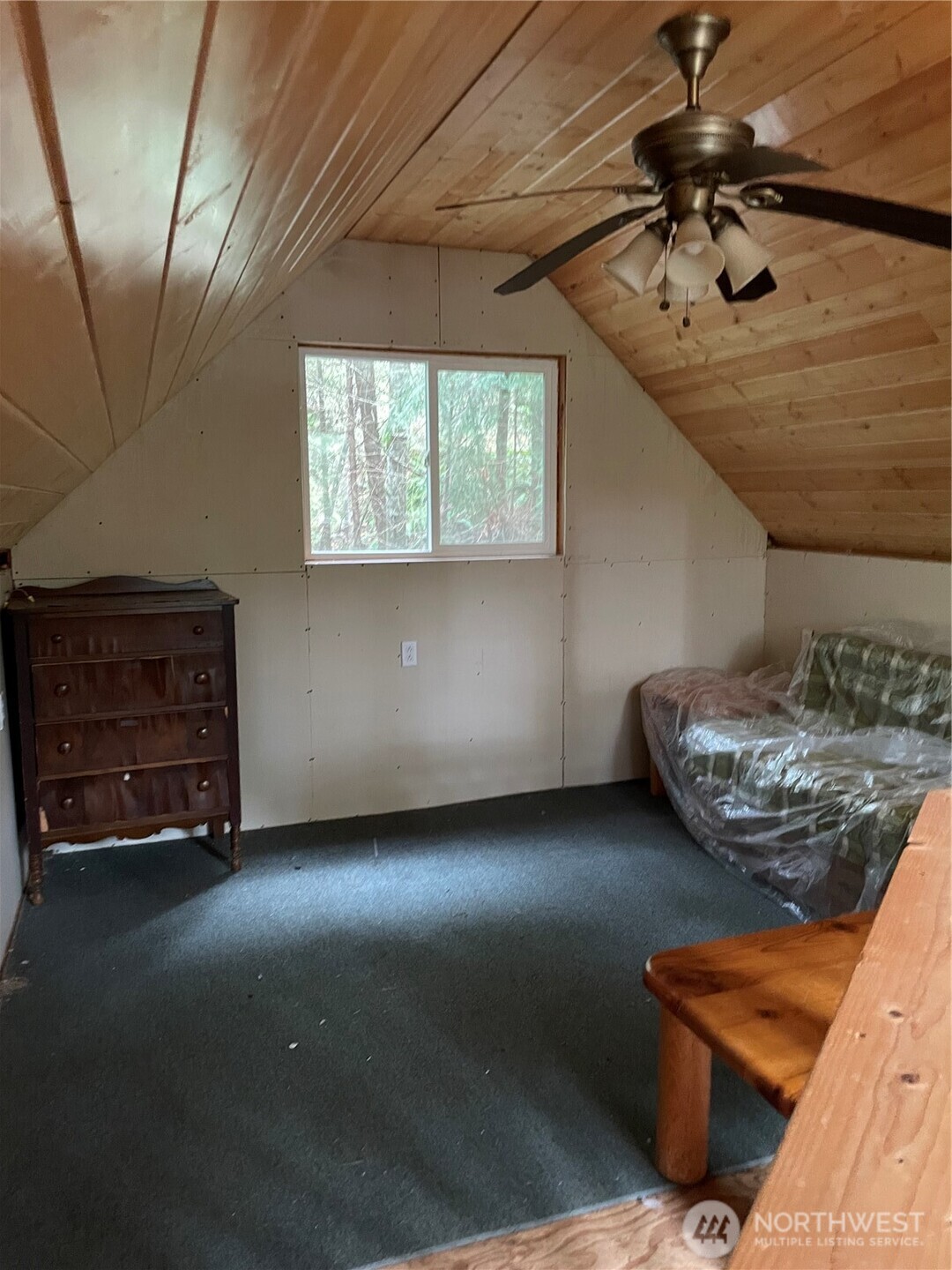 22 Dow Ridge Road , Hoodsport, WA 98548