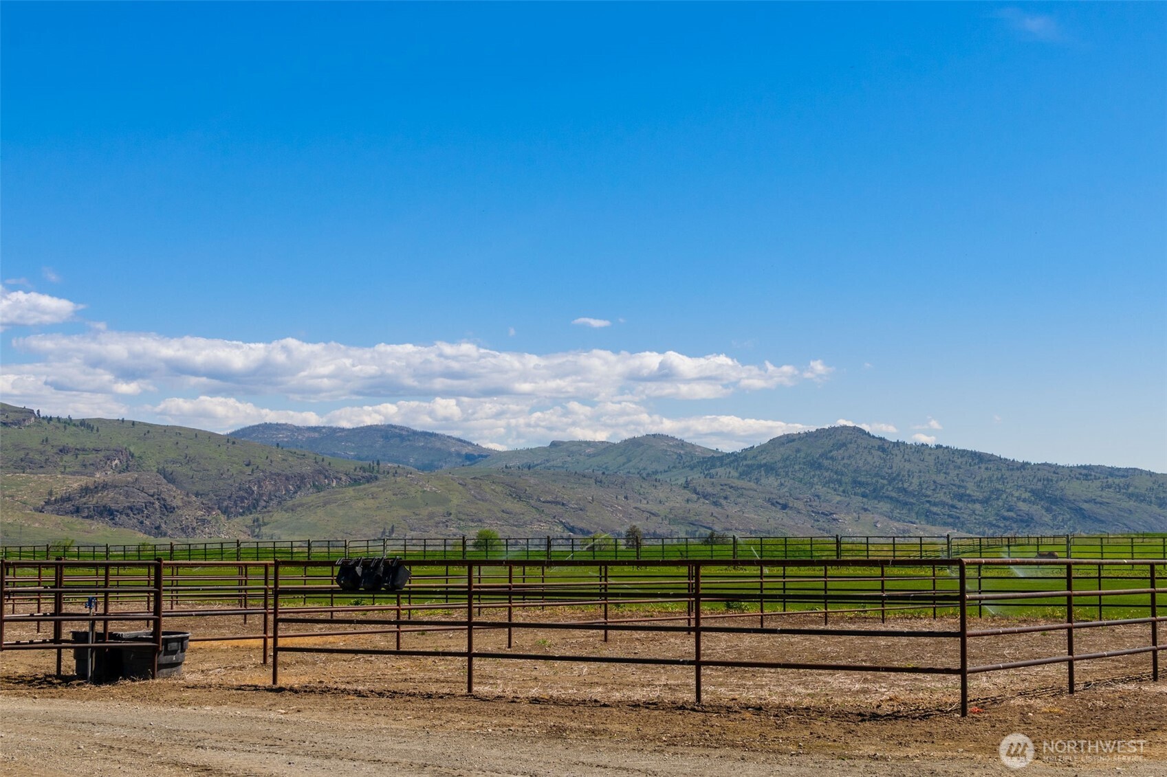 2034 Pine Creek Road , Tonasket, WA 98855