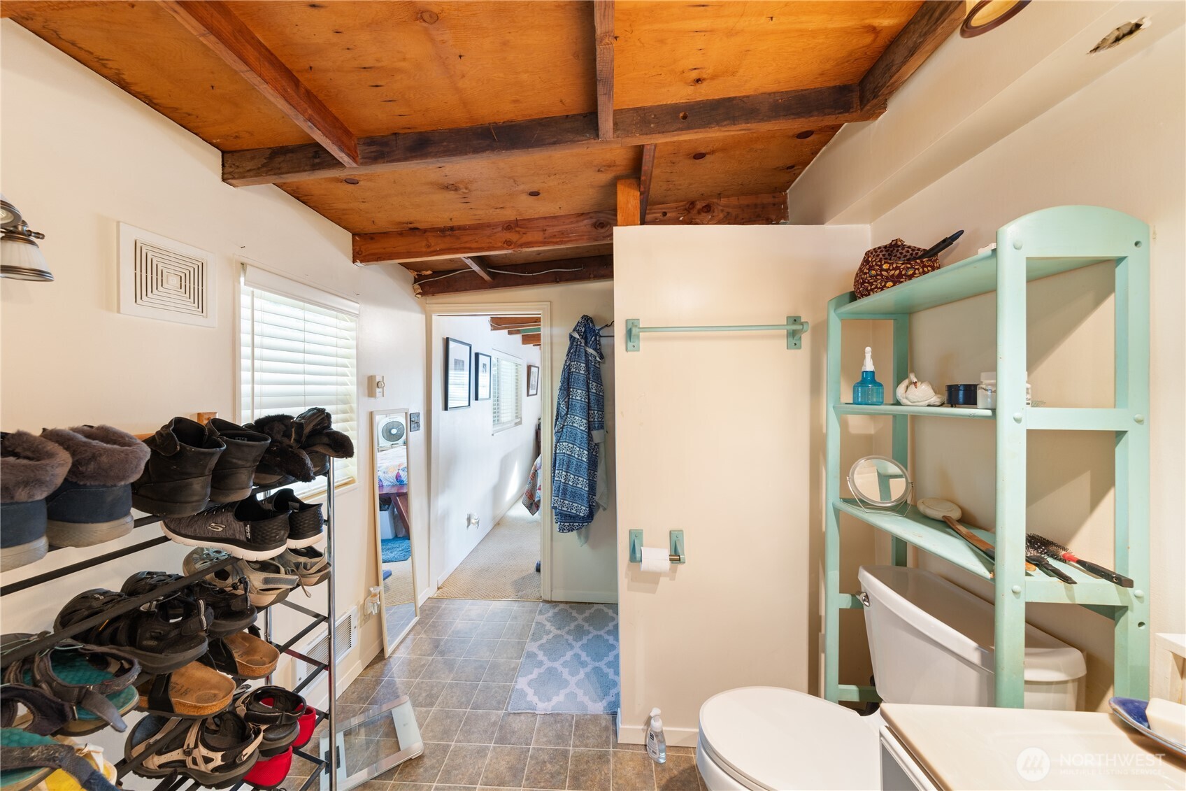 17546 Tonkon View Lane , La Conner, WA 98257-9312