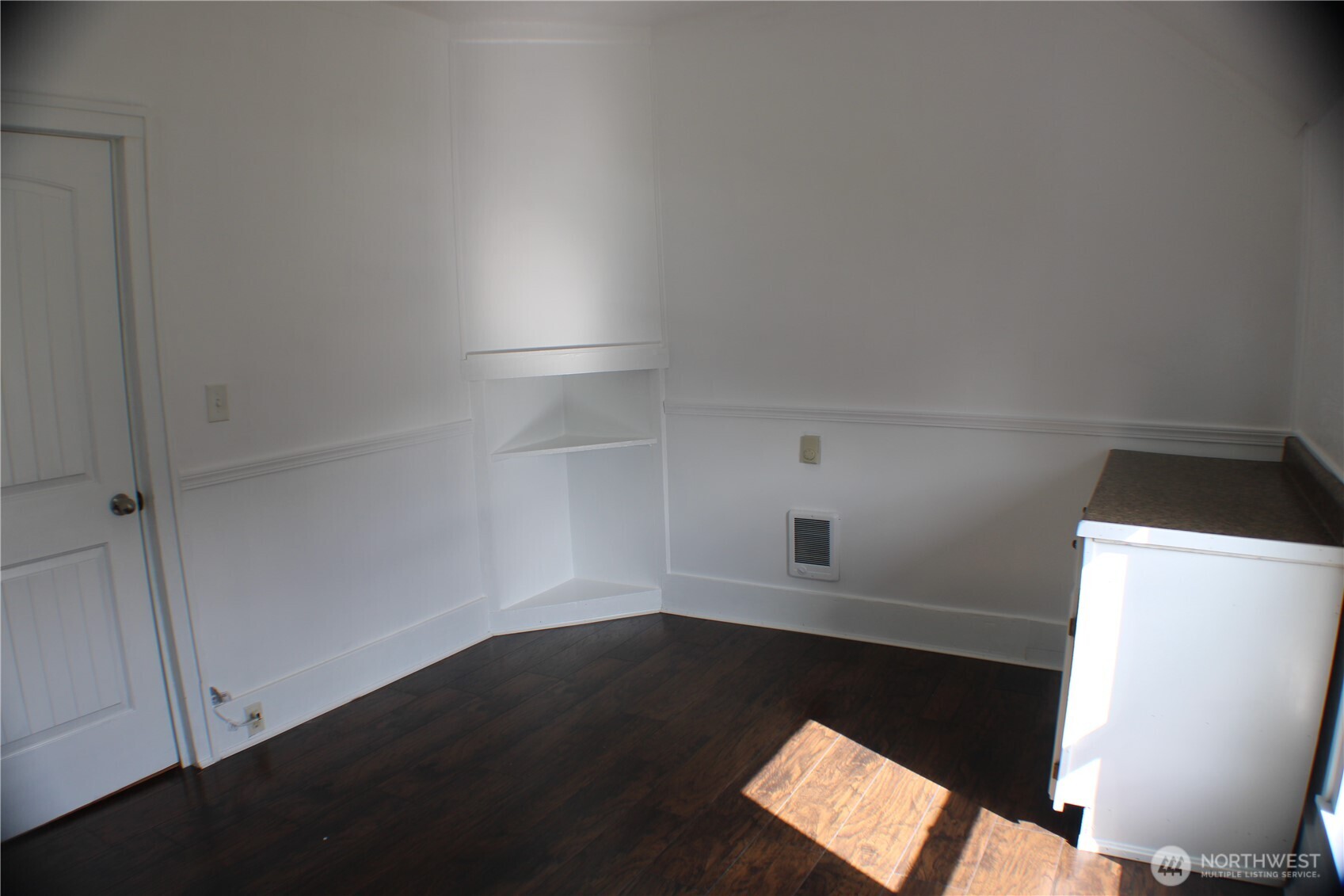 1224 4th St , Cosmopolis, WA 98537