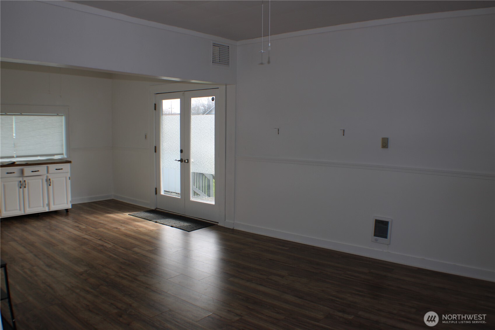 1224 4th St , Cosmopolis, WA 98537