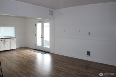 1224 4th St , Cosmopolis, WA 98537 - Photo 6