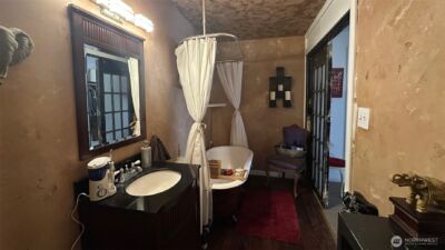 537 14th Avenue , Longview, WA 98632 - Photo 16