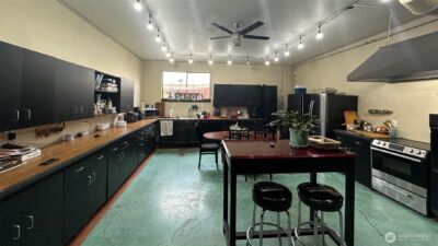 537 14th Avenue , Longview, WA 98632 - Photo 10