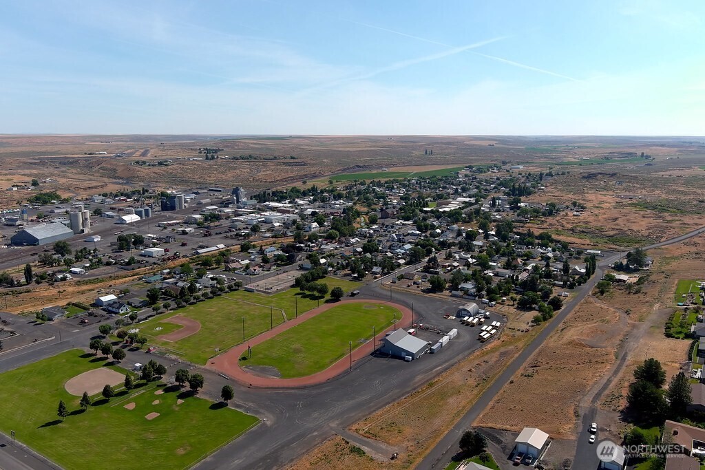 301 W 6th , Odessa, WA 99159