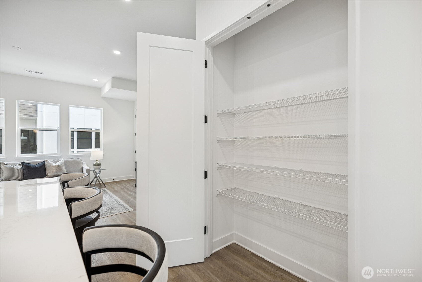 18805 99th Court NE #D, Bothell, WA 98011