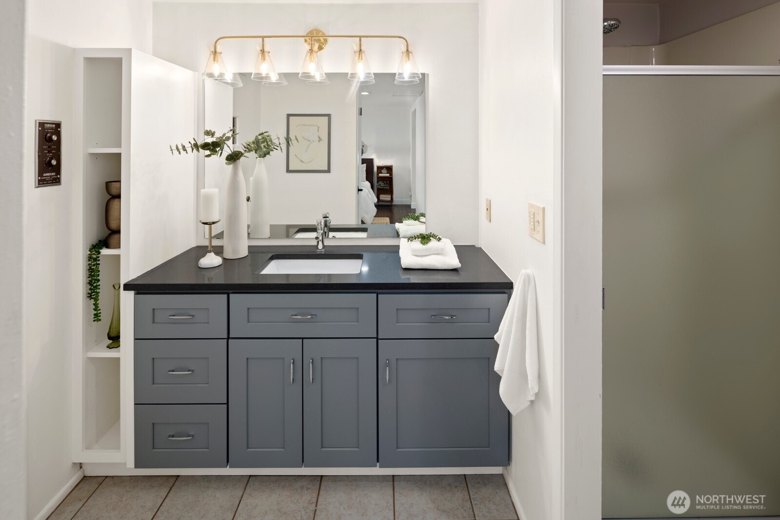 8307 27th Avenue NW, Seattle, WA 98117