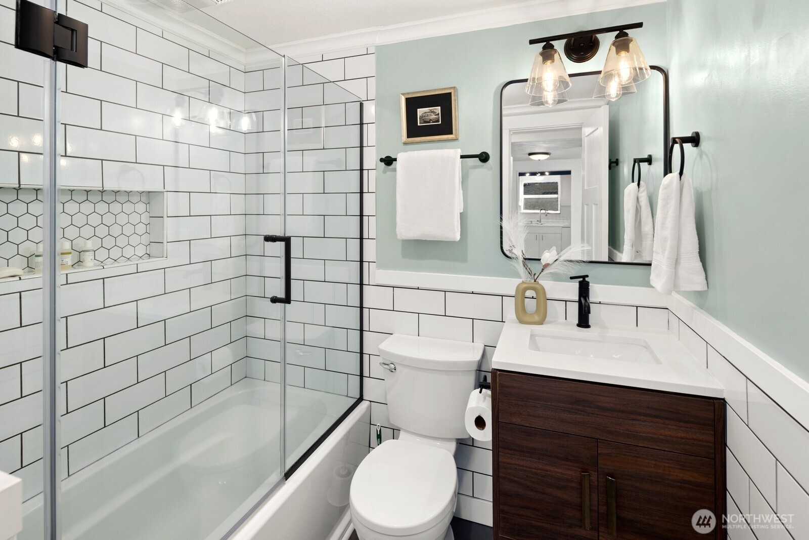 8307 27th Avenue NW, Seattle, WA 98117