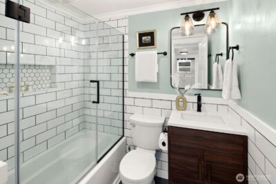 8307 27th Avenue NW, Seattle, WA 98117 - Photo 15