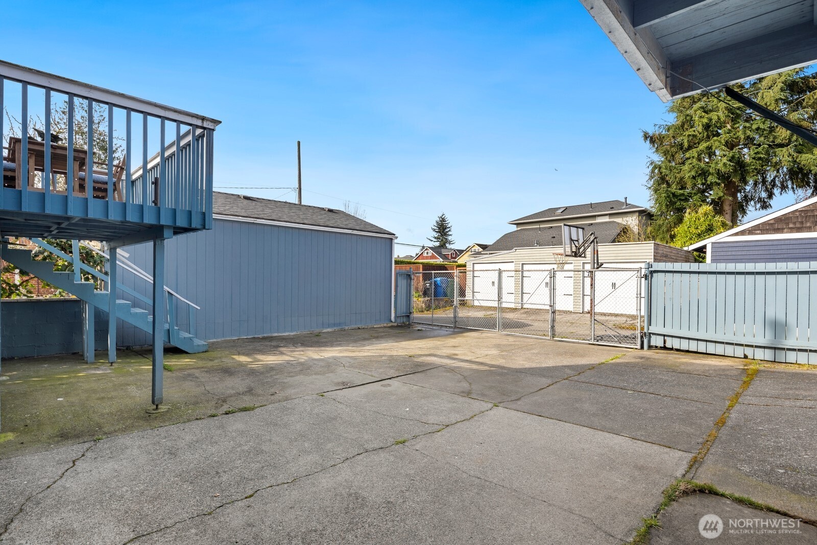 8307 27th Avenue NW, Seattle, WA 98117