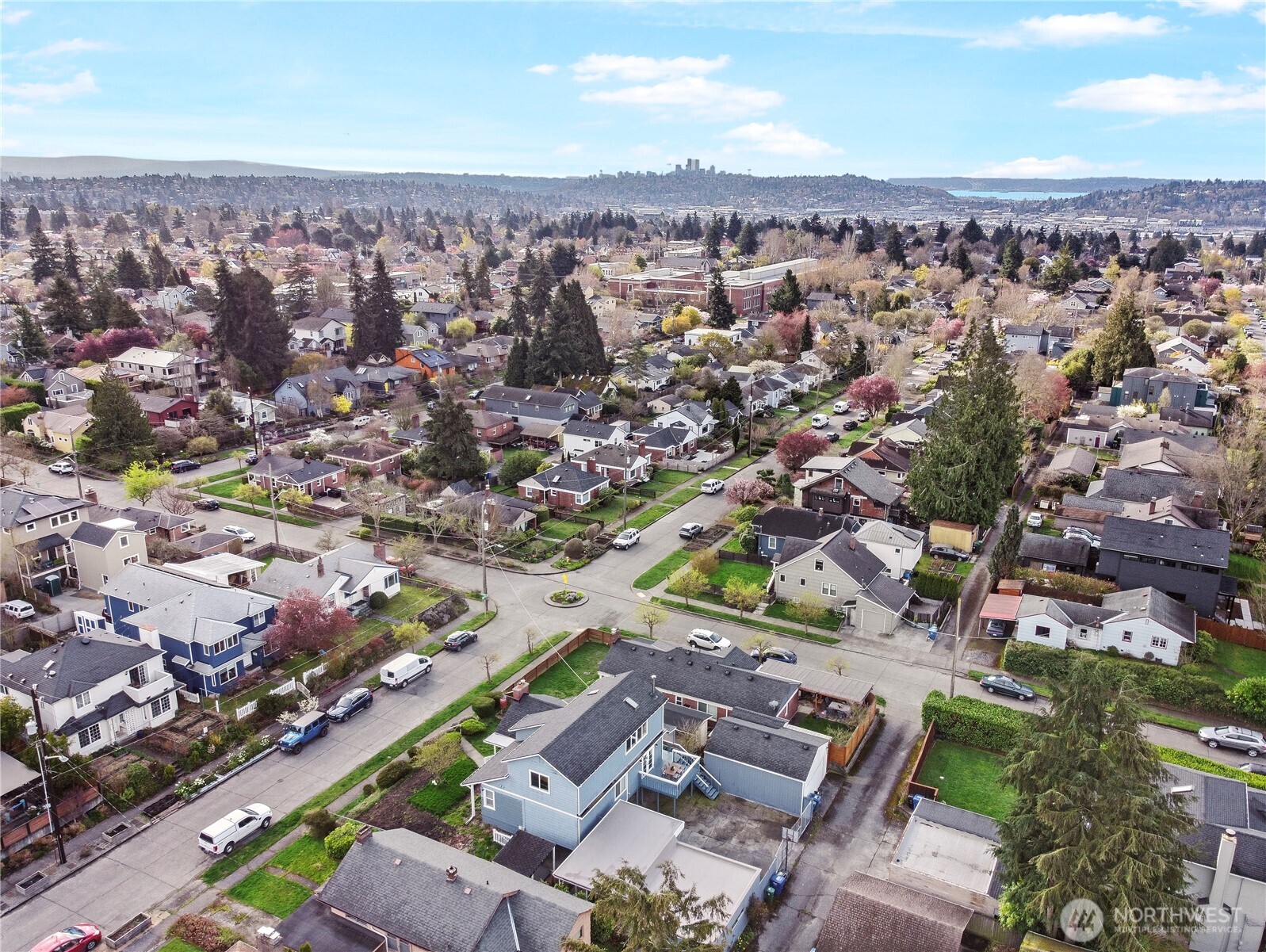 8307 27th Avenue NW, Seattle, WA 98117