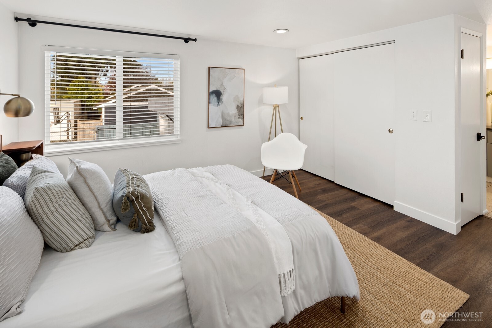 8307 27th Avenue NW, Seattle, WA 98117