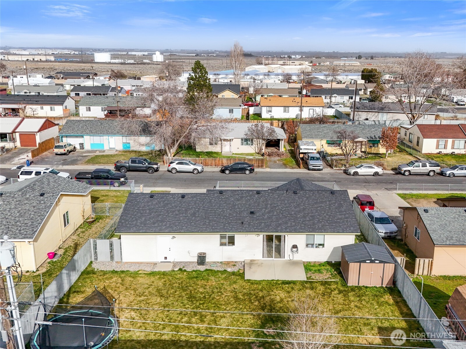 1215 Lowry St , Moses Lake, WA 98837
