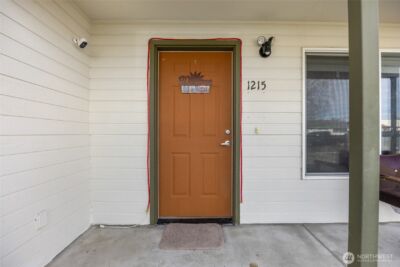 1215 Lowry St , Moses Lake, WA 98837 - Photo 4