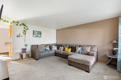 1215 Lowry St , Moses Lake, WA 98837 - Photo 7