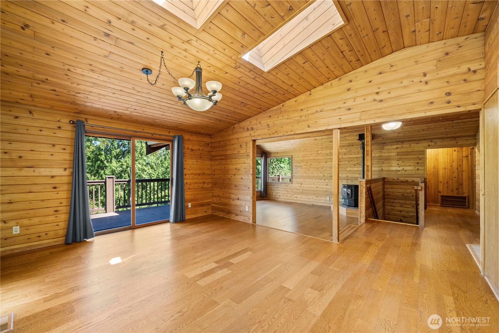 37902 278th Avenue SE, Enumclaw, WA 98022