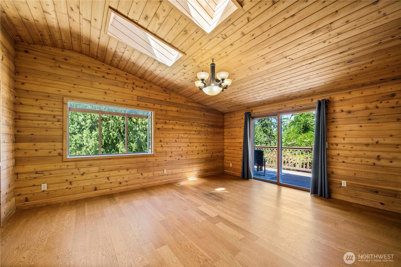 37902 278th Avenue SE, Enumclaw, WA 98022