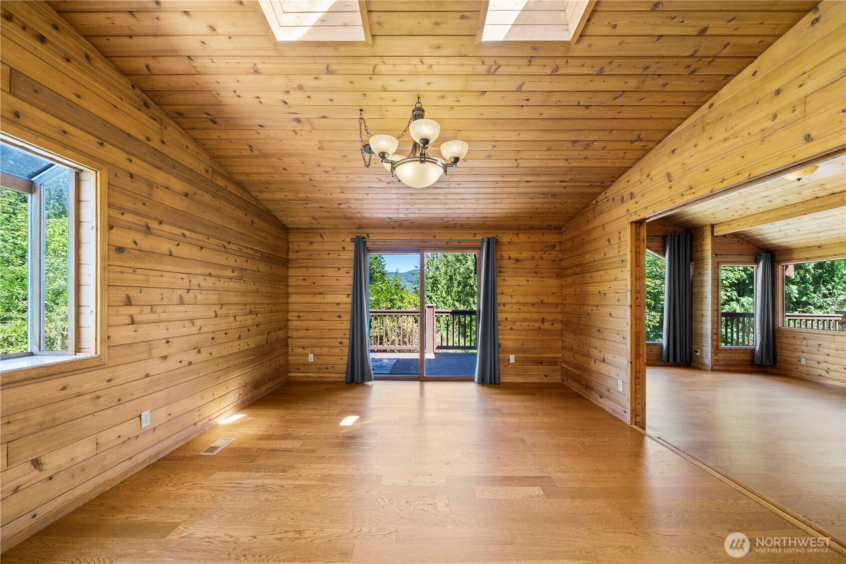 37902 278th Avenue SE, Enumclaw, WA 98022