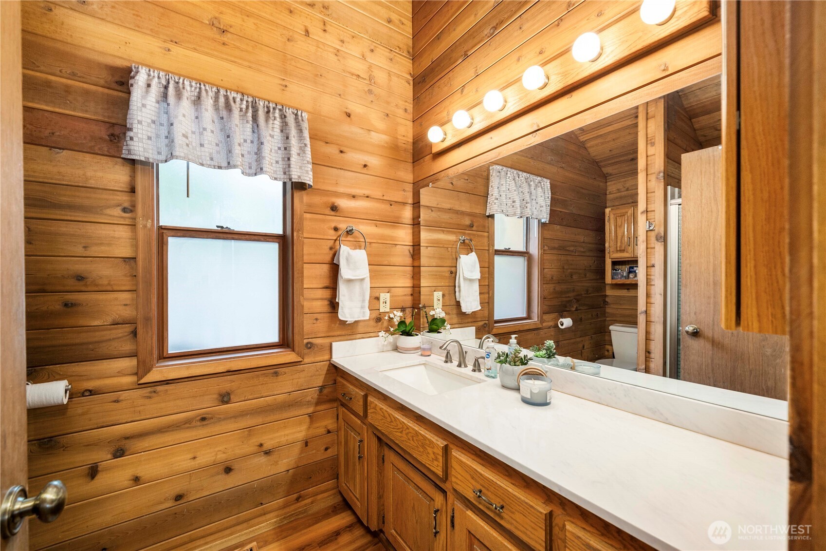 37902 278th Avenue SE, Enumclaw, WA 98022