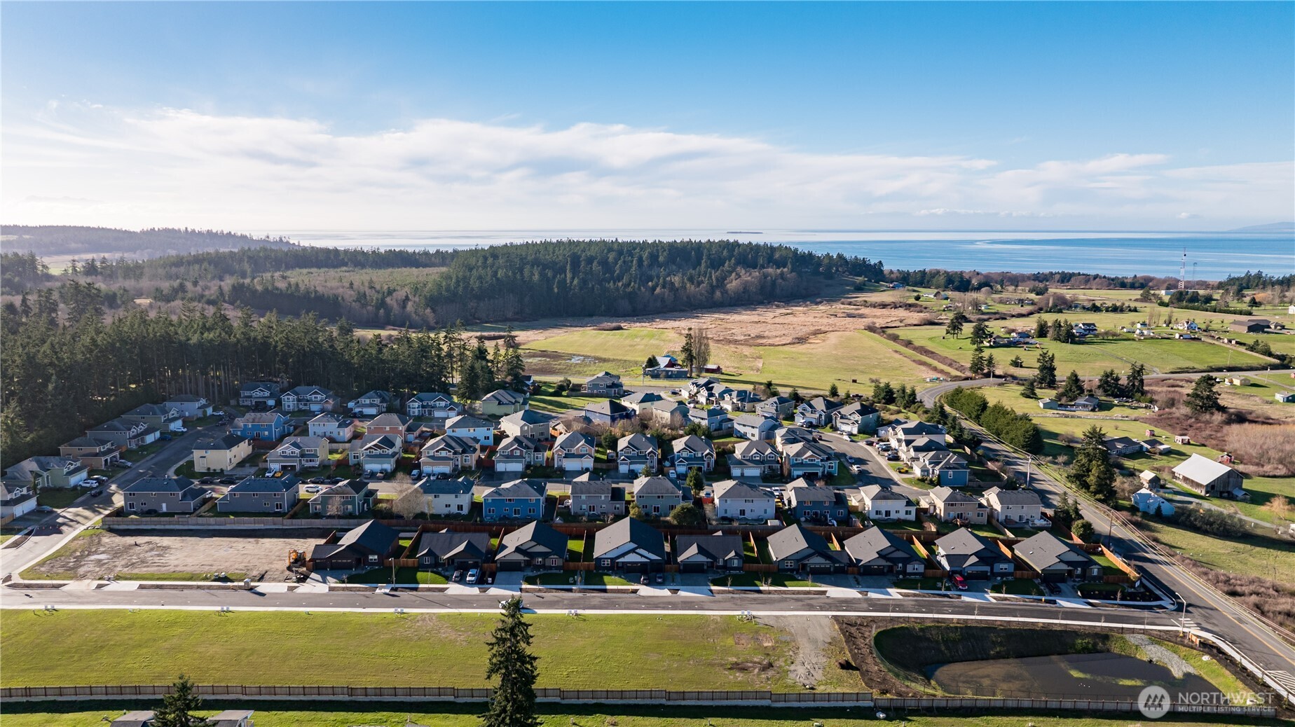 801 NW Shire Street , Oak Harbor, WA 98277