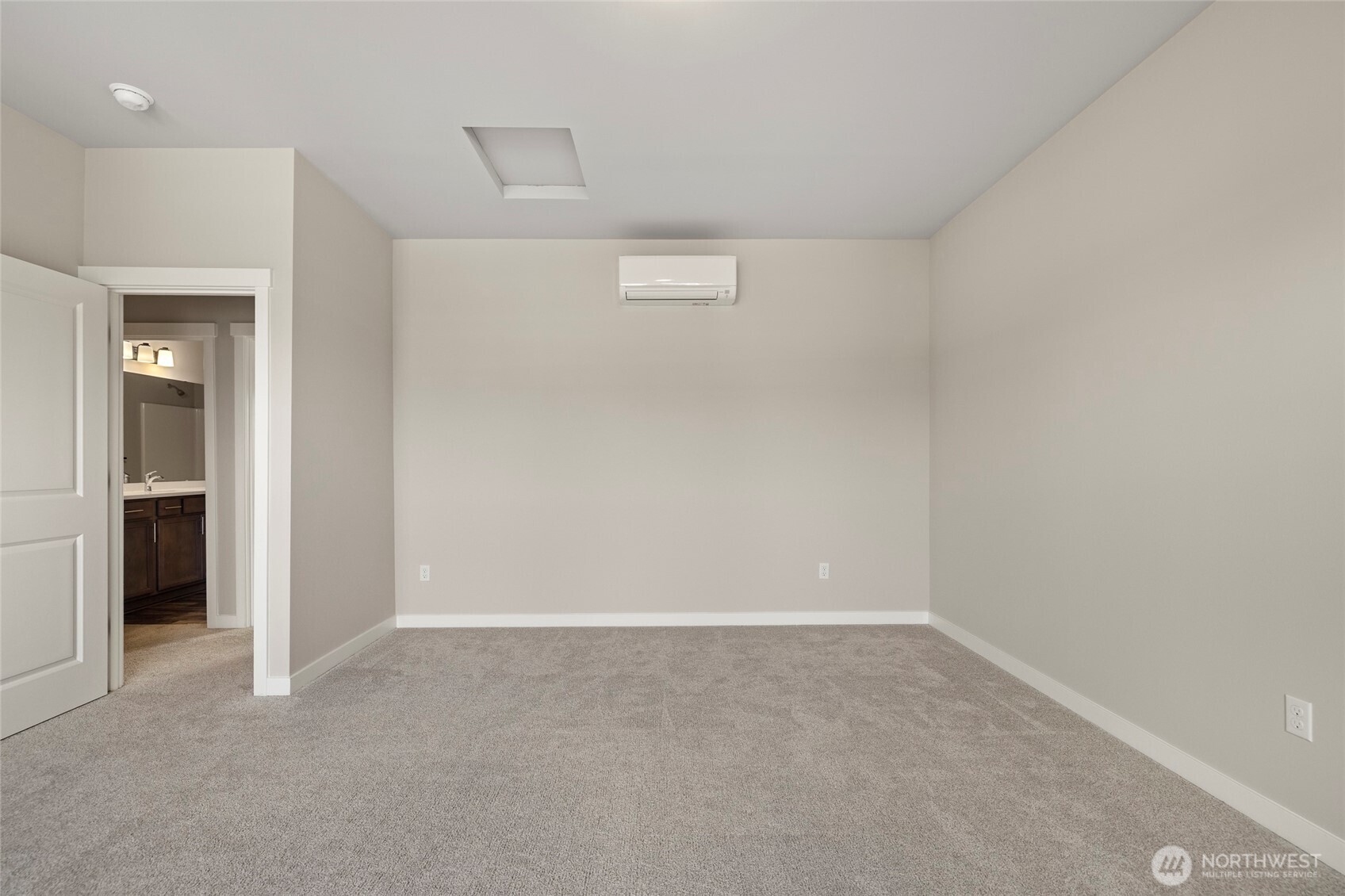 122 N Trail Road , Sedro Woolley, WA 98284