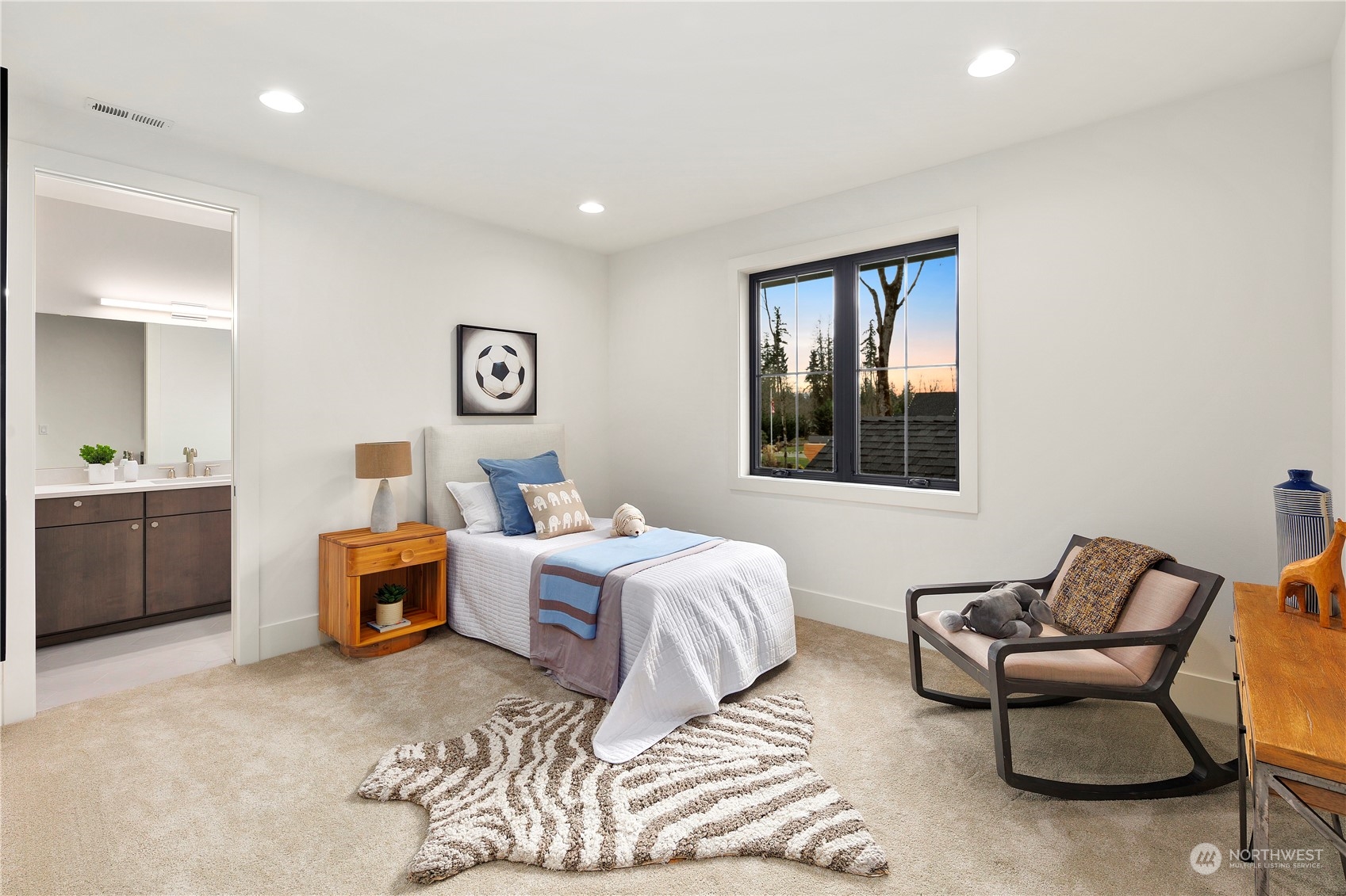 26 xxx SE 152nd Street , Issaquah, WA 98025