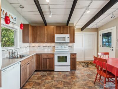 9758 Golden View Trail , La Conner, WA 98257-9341 - Photo 10