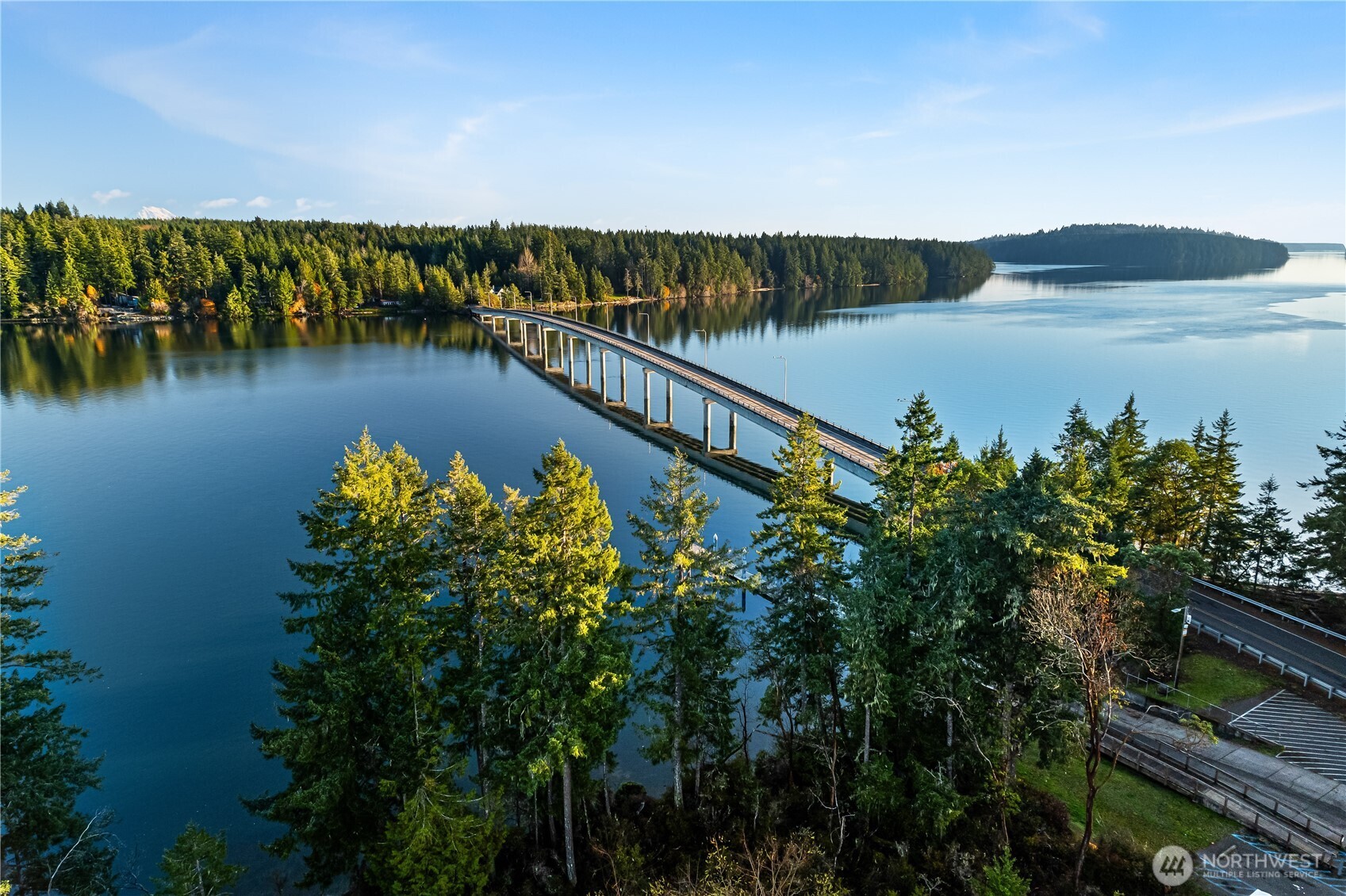 80 E Sea Breeze Lane , Shelton, WA 98584