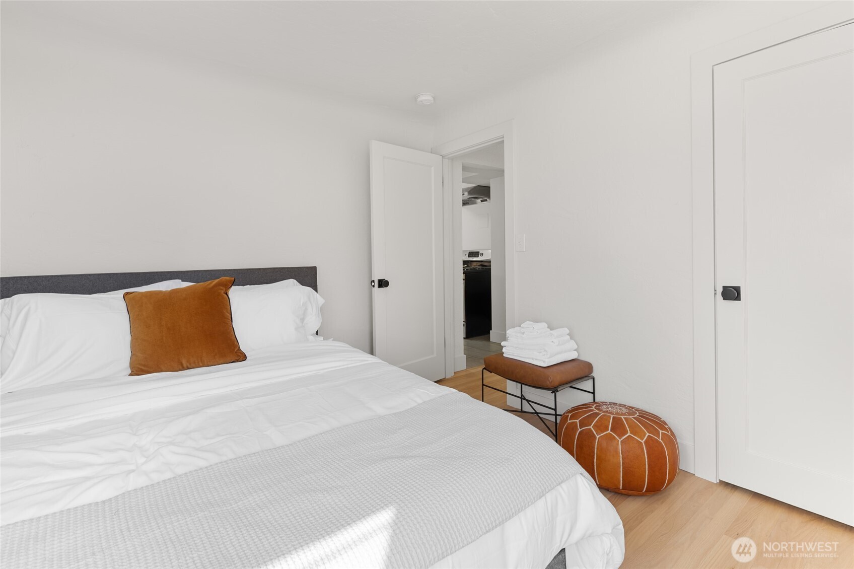 8731 13th Avenue NW, Seattle, WA 98117