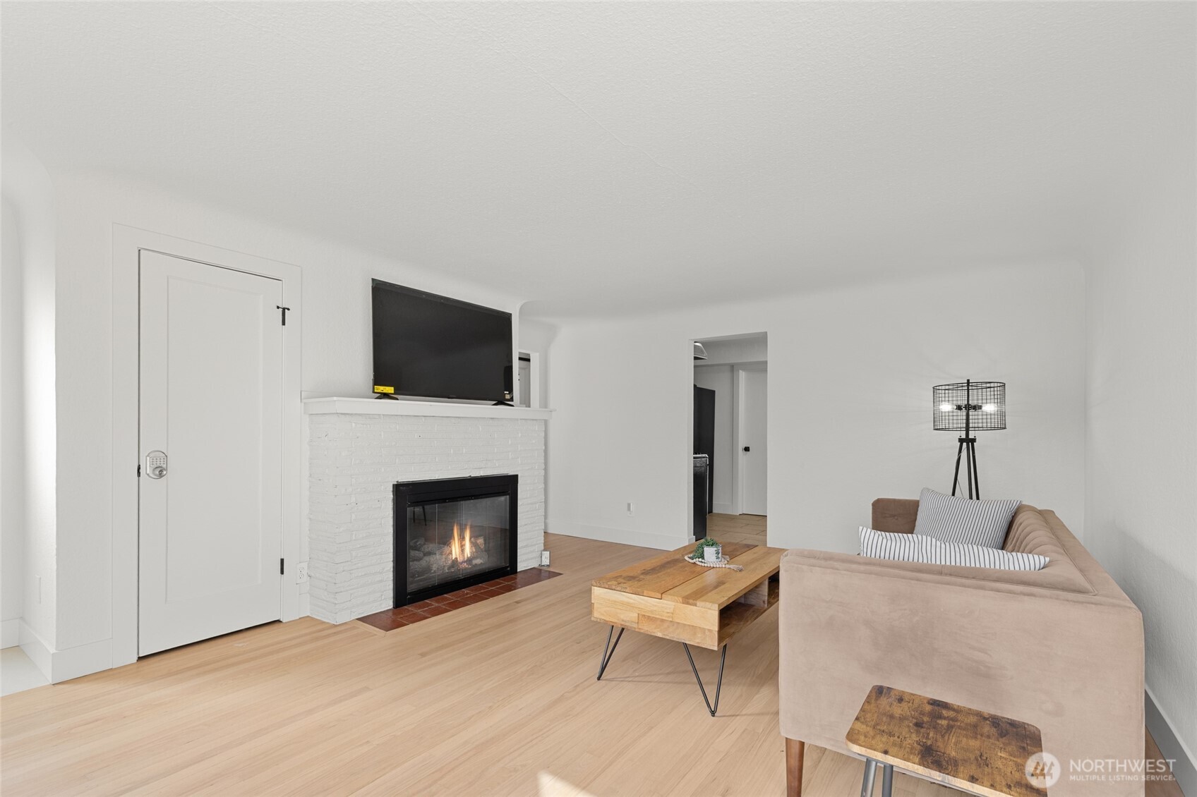 8731 13th Avenue NW, Seattle, WA 98117