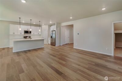 18309 37th Avenue E, Tacoma, WA 98446 - Photo 12