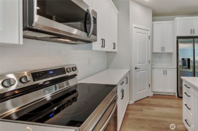 18309 37th Avenue E, Tacoma, WA 98446 - Photo 16