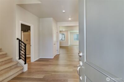 18309 37th Avenue E, Tacoma, WA 98446 - Photo 3