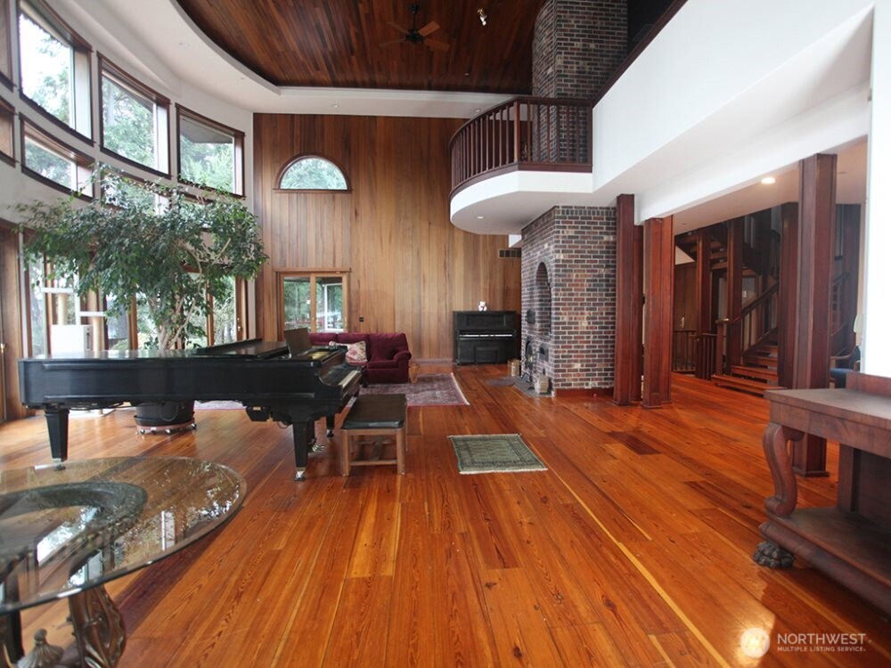 14405 SW Pohl Road , Vashon, WA 98070