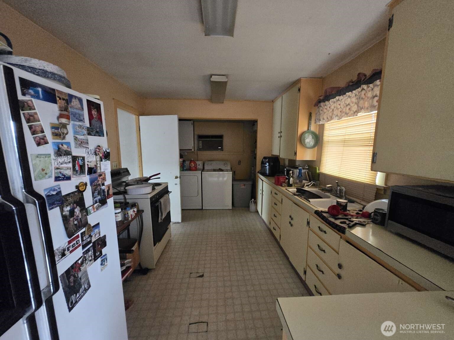 1318 S 6th Avenue , Yakima, WA 98902