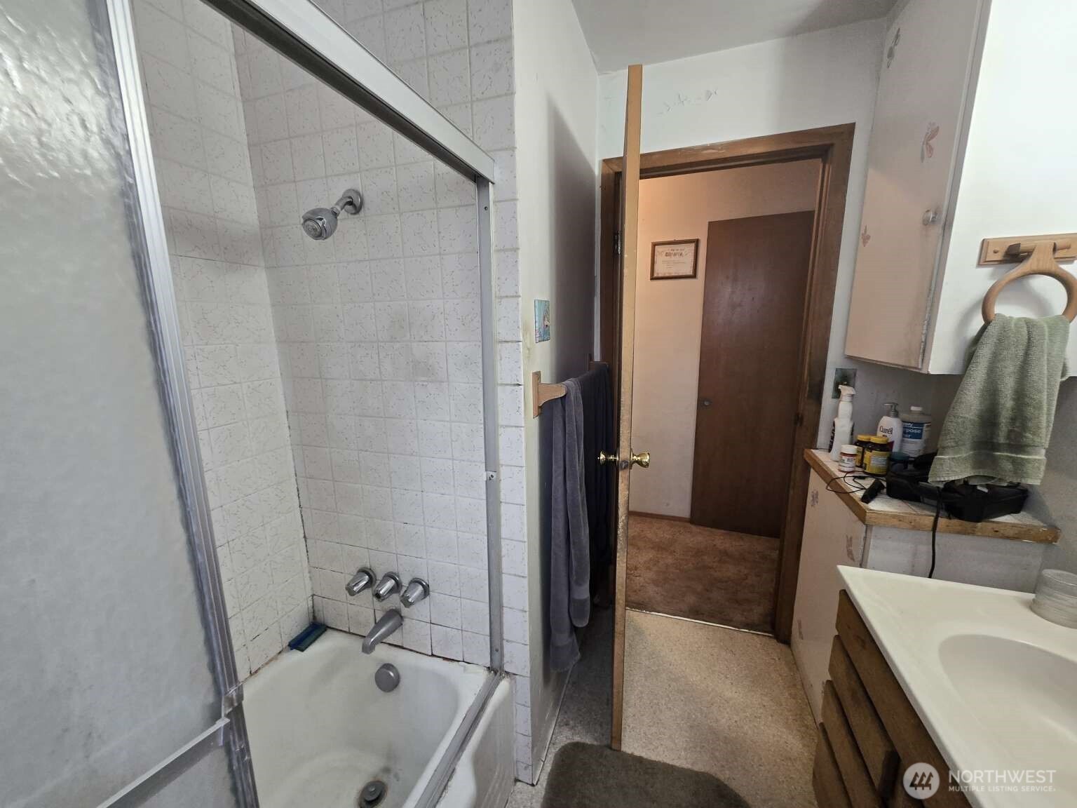 1318 S 6th Avenue , Yakima, WA 98902