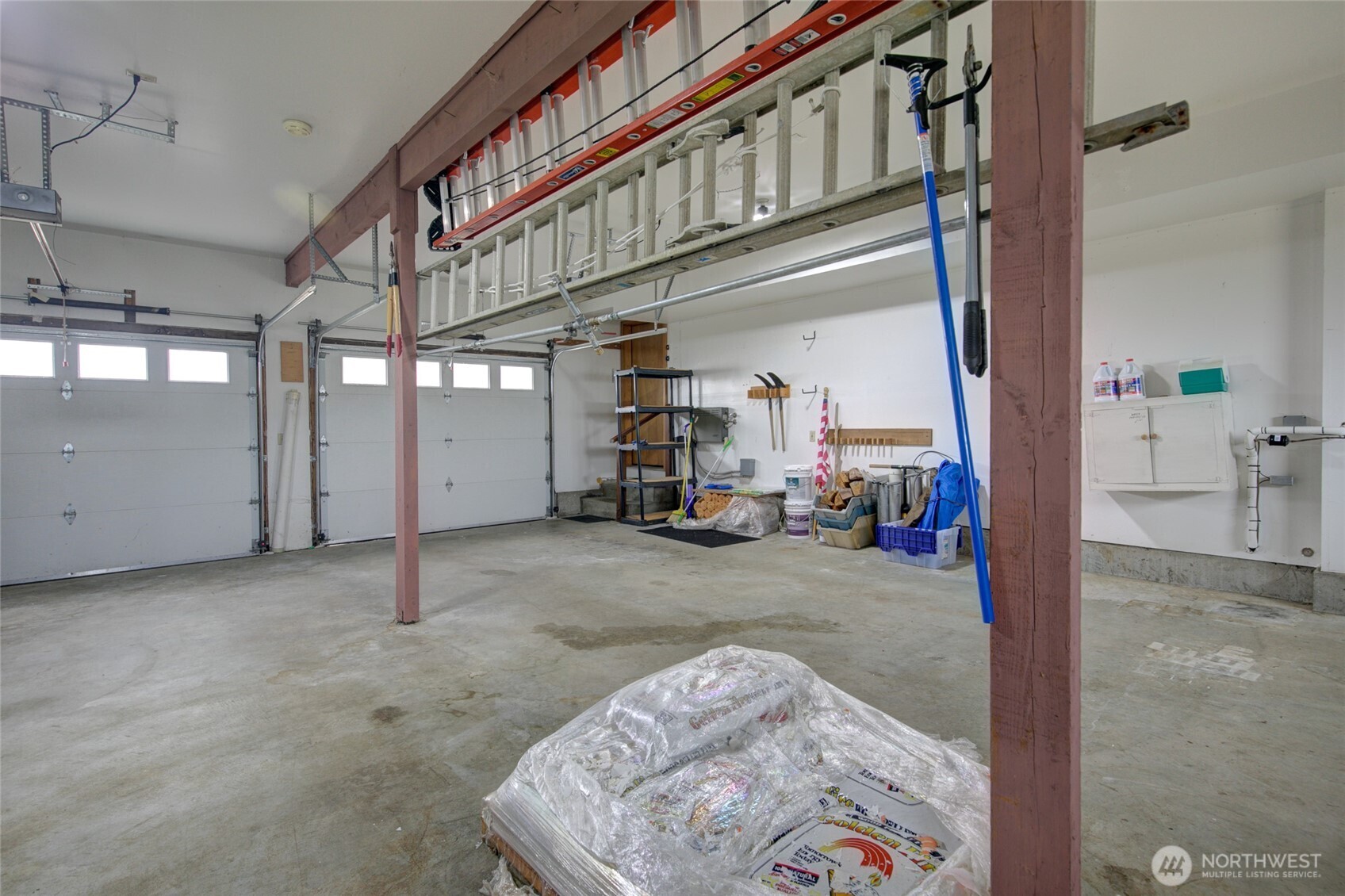 347 Sand Dune Avenue SW, Ocean Shores, WA 98569