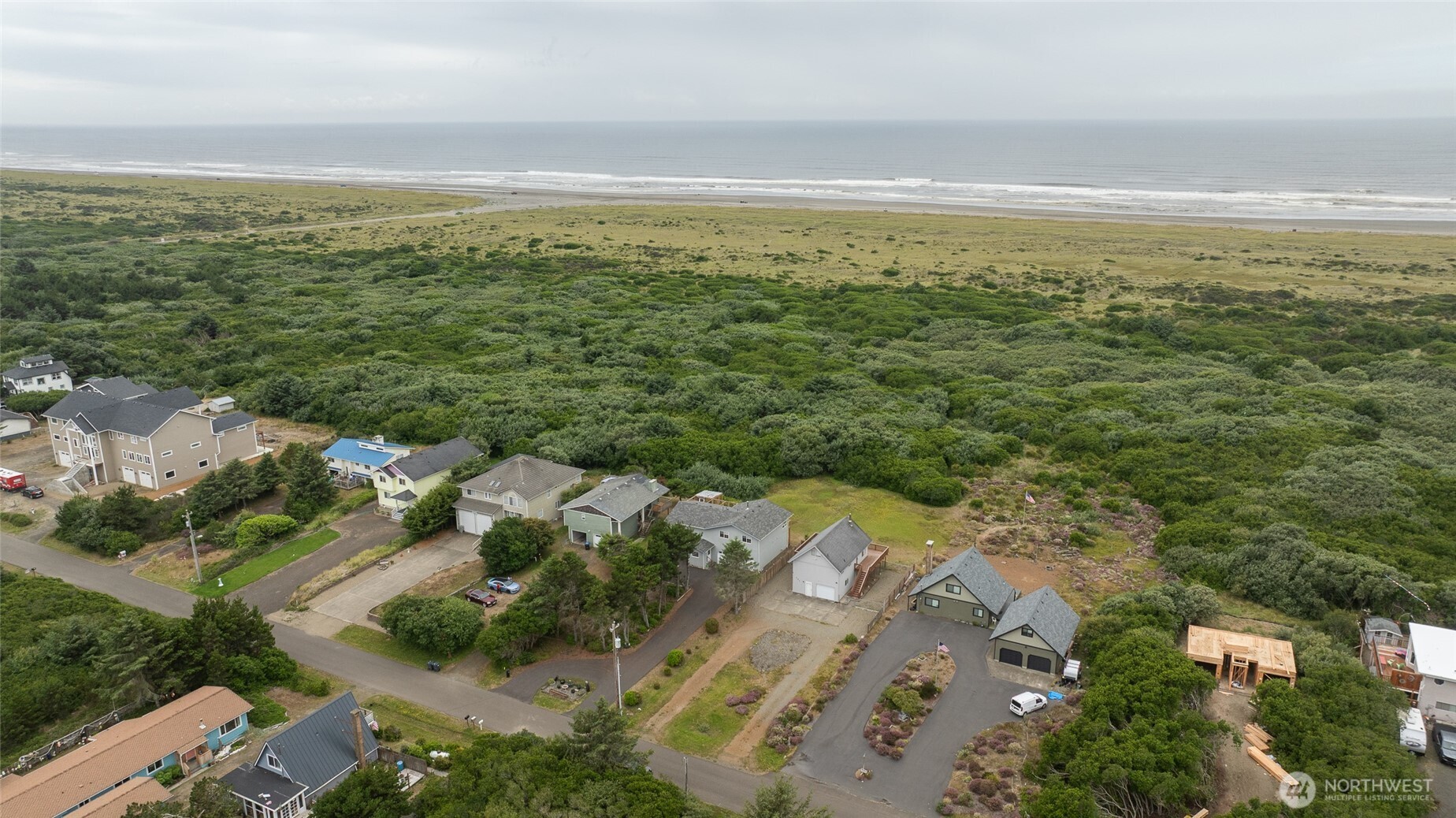 347 Sand Dune Avenue SW, Ocean Shores, WA 98569