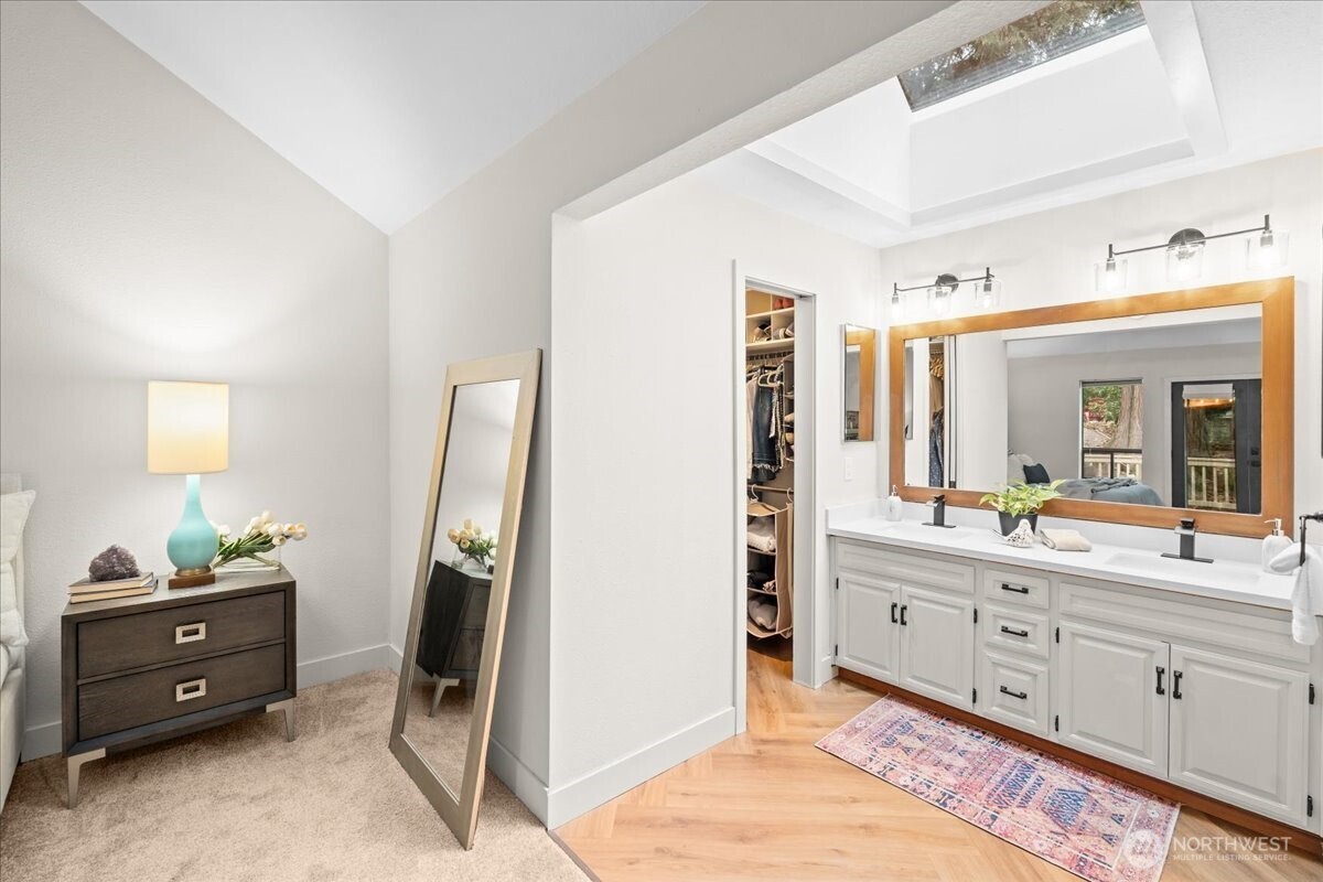 15457 256th Avenue SE, Issaquah, WA 98027