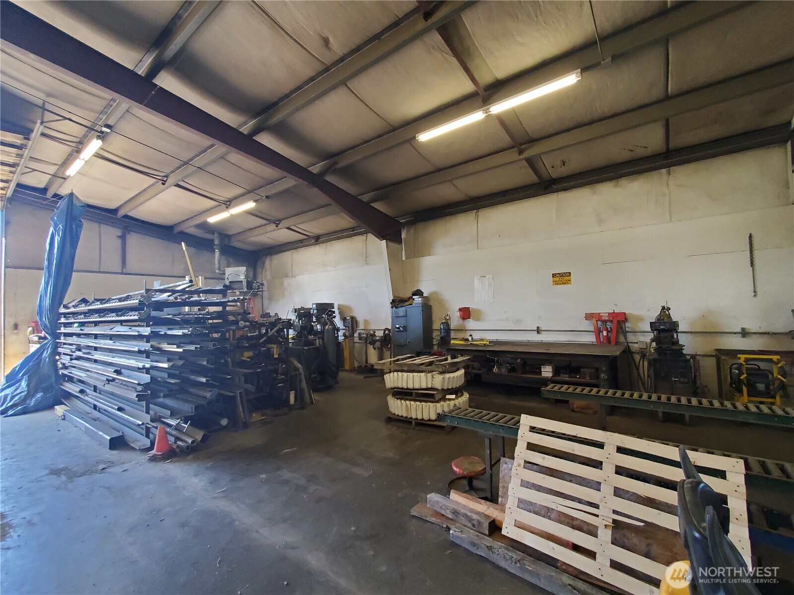 6881 E 5th Place , Lynden, WA 98264