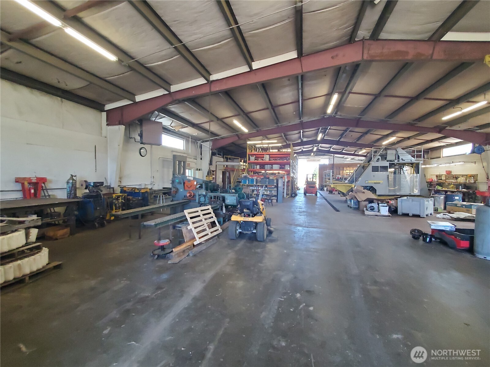 6881 E 5th Place , Lynden, WA 98264