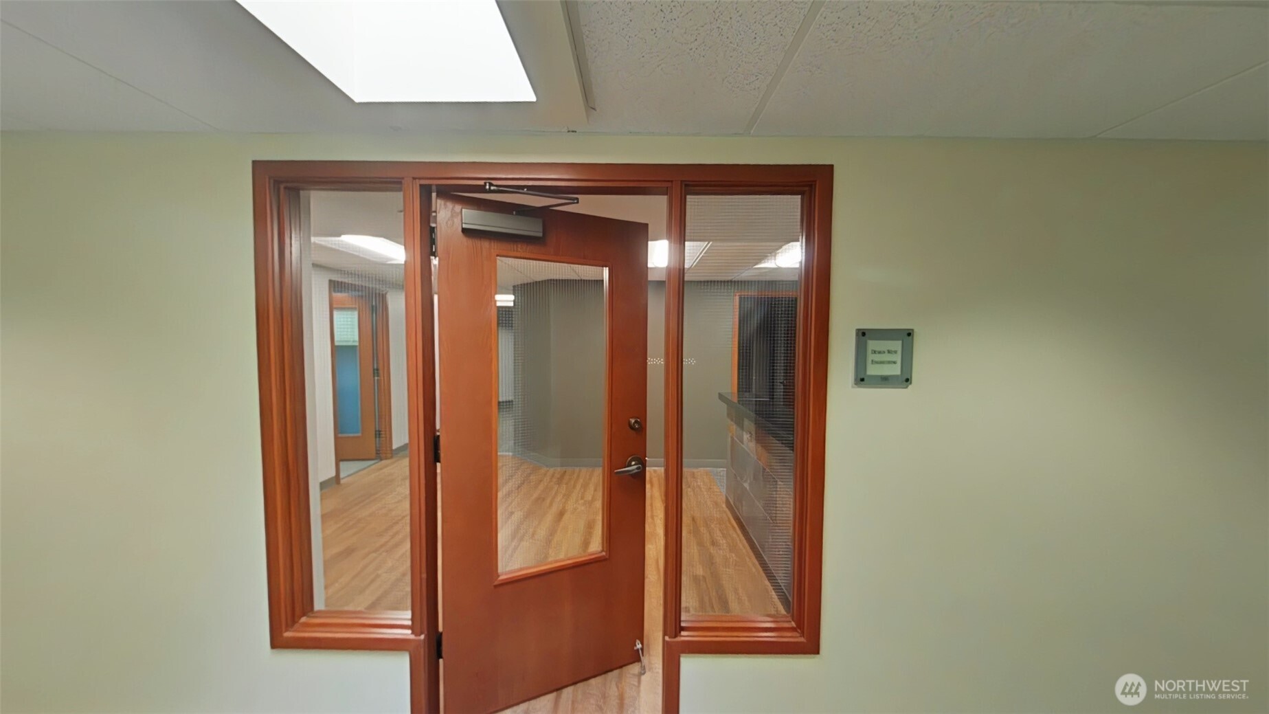 110 James Street #106, Edmonds, WA 98020