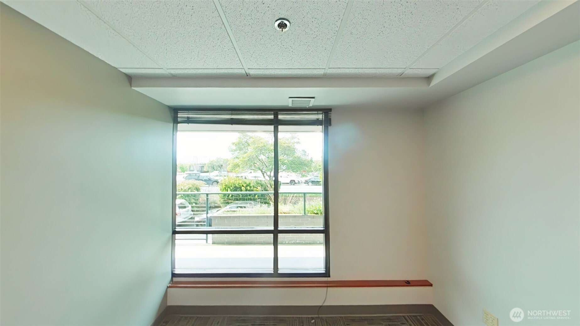 110 James Street #106, Edmonds, WA 98020