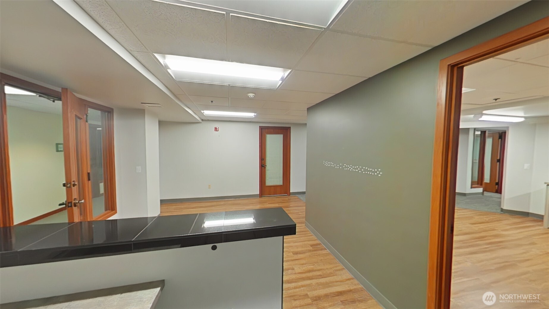 110 James Street #106, Edmonds, WA 98020