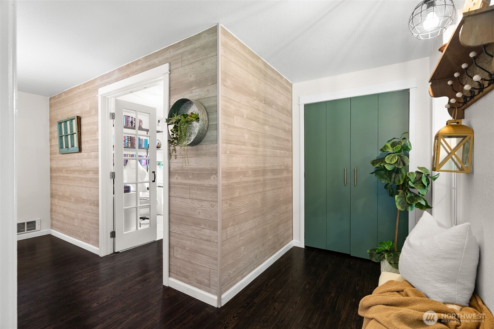 7451 Ebbert Drive SE, Port Orchard, WA 98367