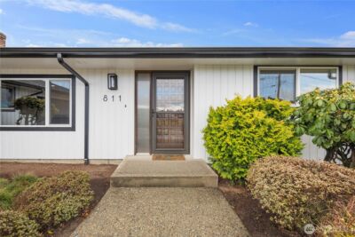 811 16Th Street NW, Puyallup, WA 98371 - Photo 3