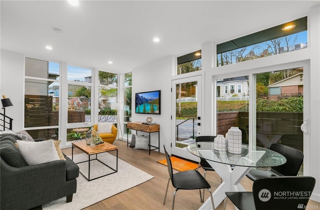 2408 Dexter Avenue N #B, Seattle, WA 98109