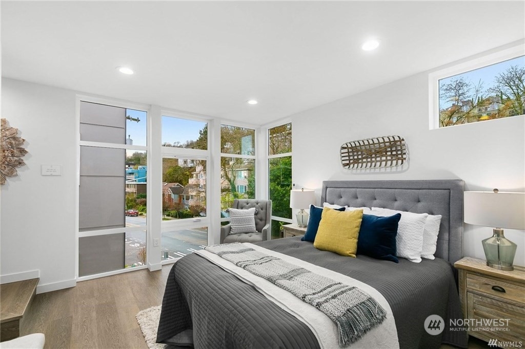 2408 Dexter Avenue N #B, Seattle, WA 98109