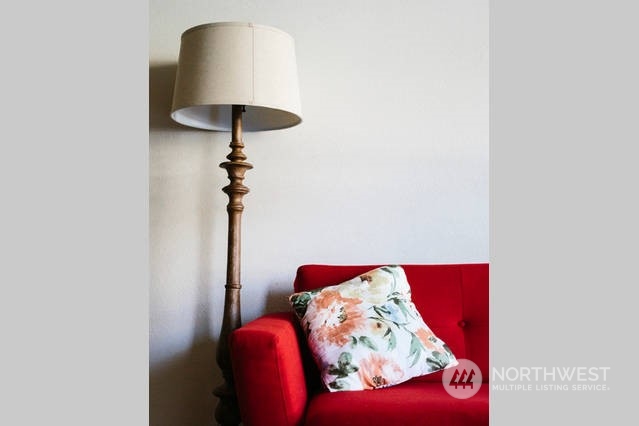 412 11th Avenue #203, Seattle, WA 98122